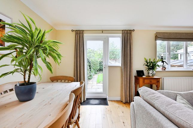 53, Barlavington Way, West Sussex photo 4