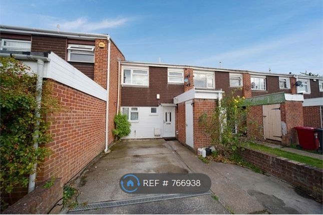 Thumbnail Terraced house to rent in Quantock Close, Slough