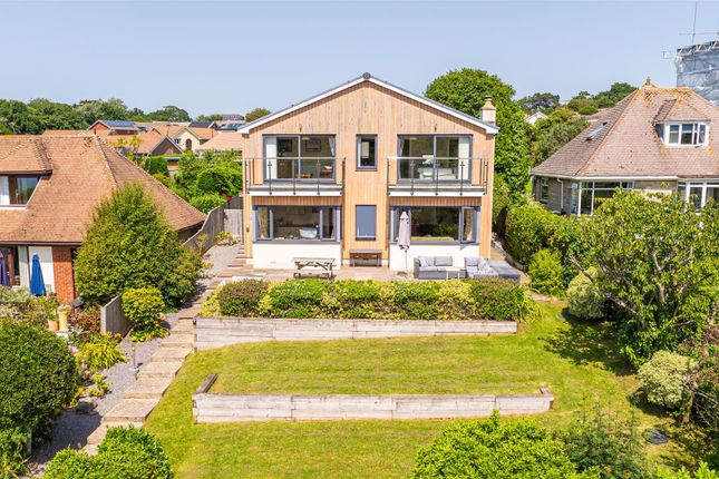 41, Woodvale Road, Gurnard photo 3
