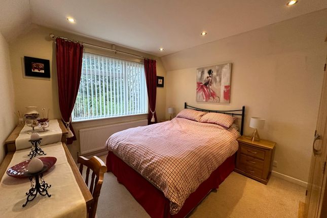 Thumbnail Maisonette to rent in Oakleigh Road North, London