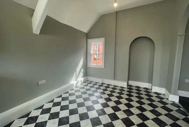 Flat 1, 55, Church Street, Oswestry photo 4