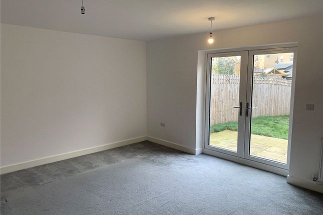 4, Comley Crescent, Derbyshire photo 4