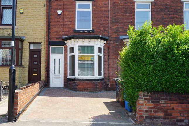 Thumbnail Terraced house to rent in Bellhouse Road, Shiregreen, Sheffield
