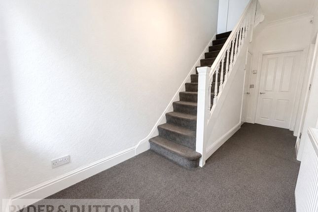 14, Woodgate Avenue, Rochdale photo 3