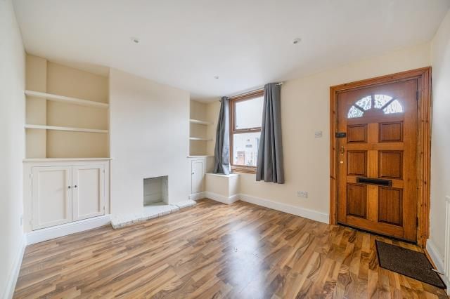 19, Livingstone Road, Newbury photo 4
