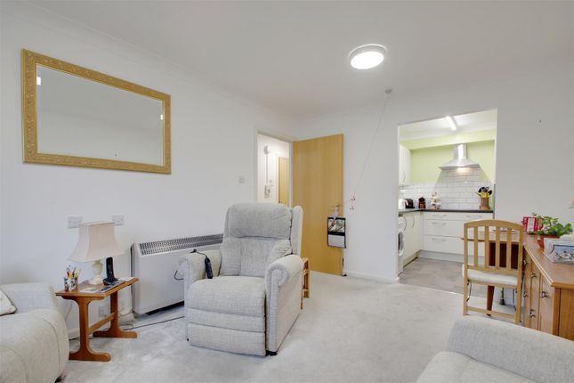 Flat for sale in Amberley Court, Freshbrook Road, Lancing