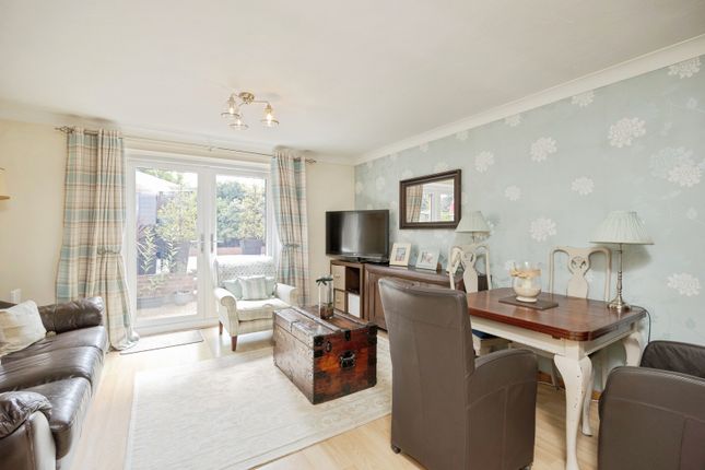 90, Blackthorn Avenue, Kent photo 3