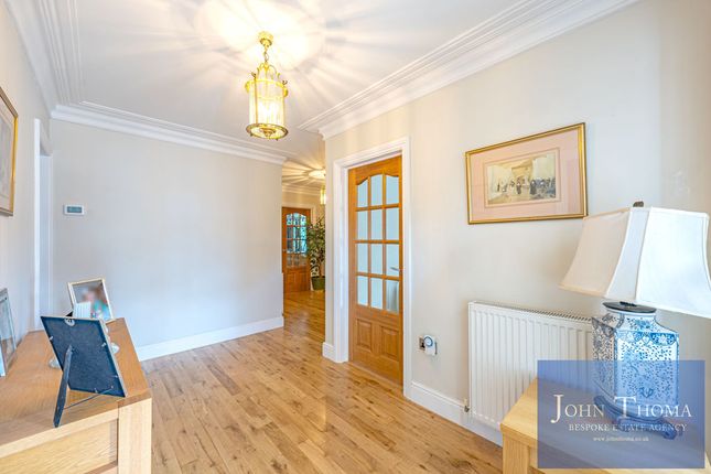 1, Chigwell Park Drive, Chigwell photo 3