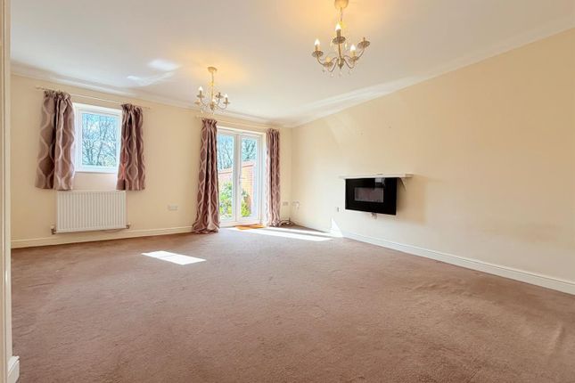 36, Webbers Way, Tiverton photo 3