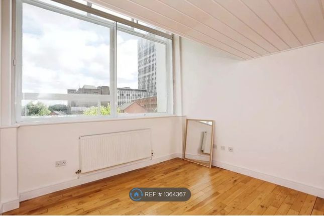 Flat, The Exchange Lee St, Leicester photo 3
