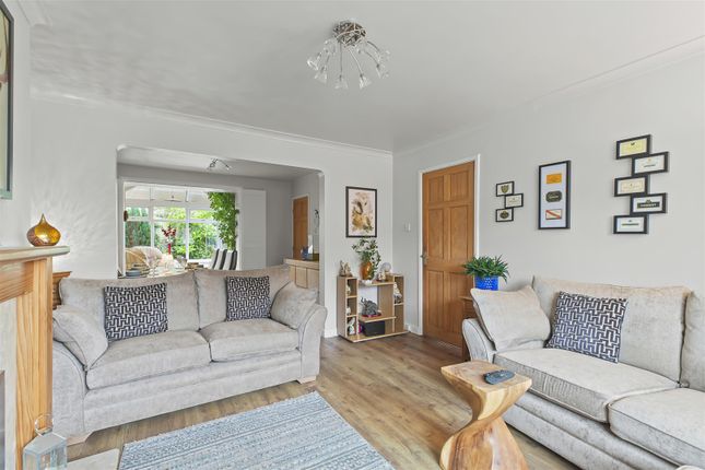 6, Cardan Drive, Ilkley photo 3