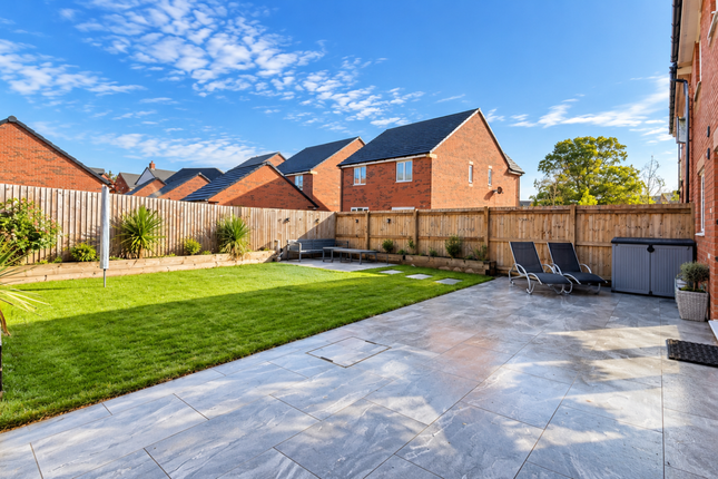 15 Elmy Avenue, Congleton photo 2