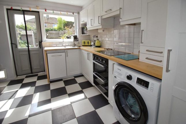 18 Alconbury Close, Stanground photo 4