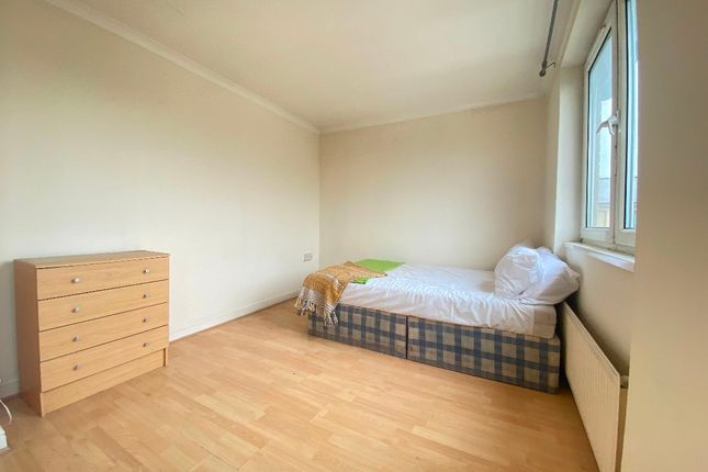 Room to rent in Stebondale Street, London