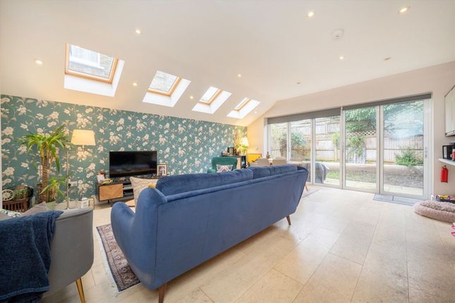 Willcott Road, London photo 3