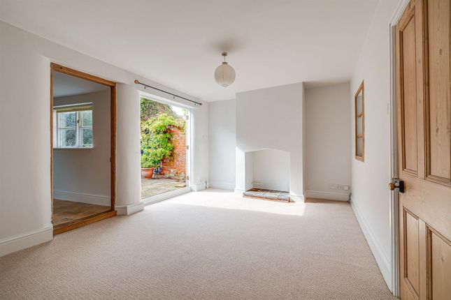 20b High Street, Tarporley photo 3