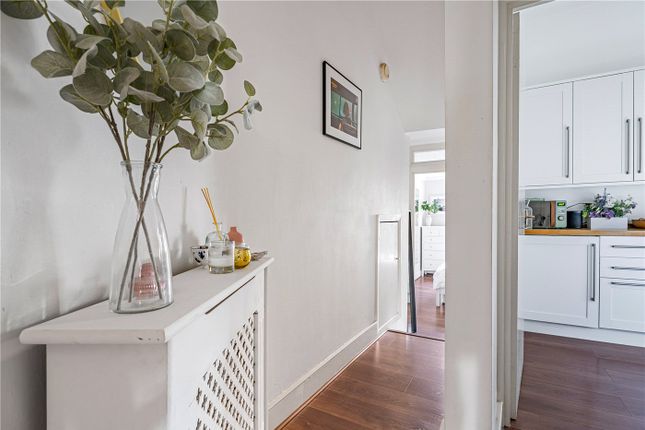 5b, Almington Street, London photo 3