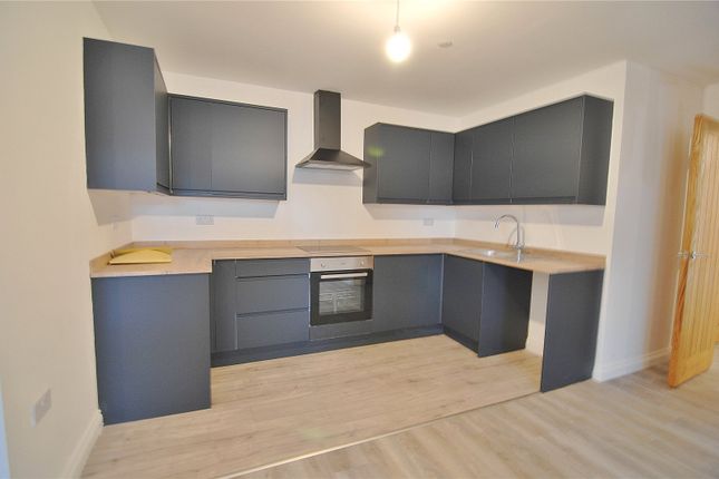 Flat 16, Clarendon Court,, London Road, Gloucestershire photo 3
