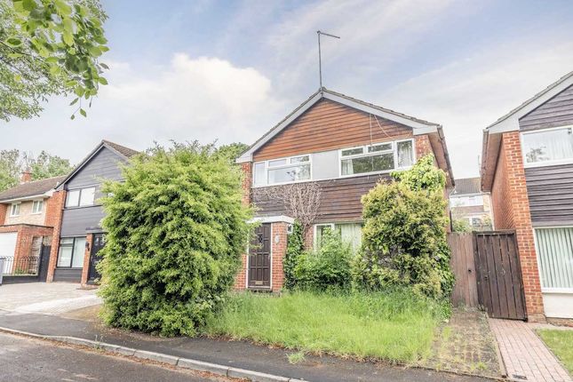 Thumbnail Detached house for sale in Wootton Way, Maidenhead