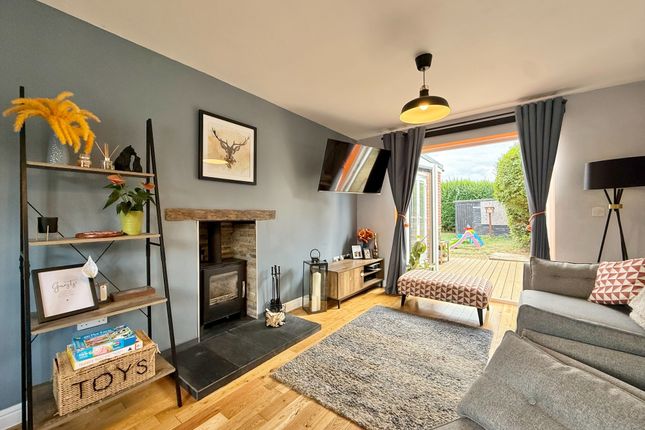 12, Coronation Avenue, Great Yarmouth photo 2