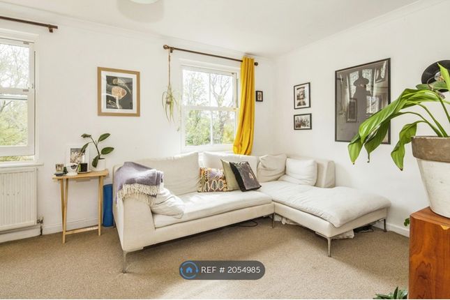 Thumbnail Flat to rent in Crystal Palace Road, East Dulwich London