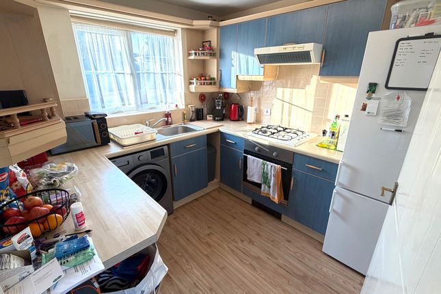 10, Hatters Court, BEDWORTH photo 4