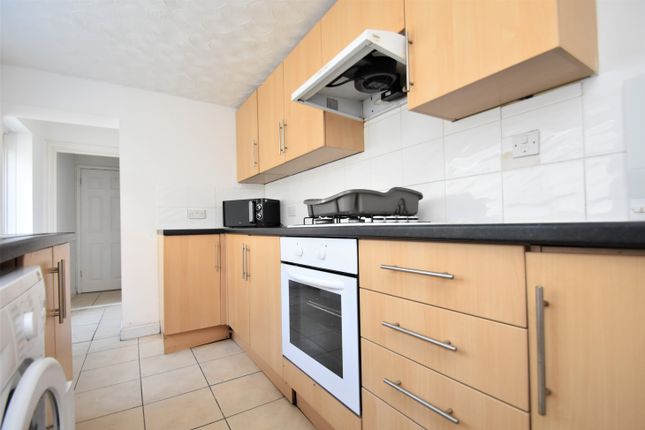 Terraced house to rent in Exmouth Road, Southsea
