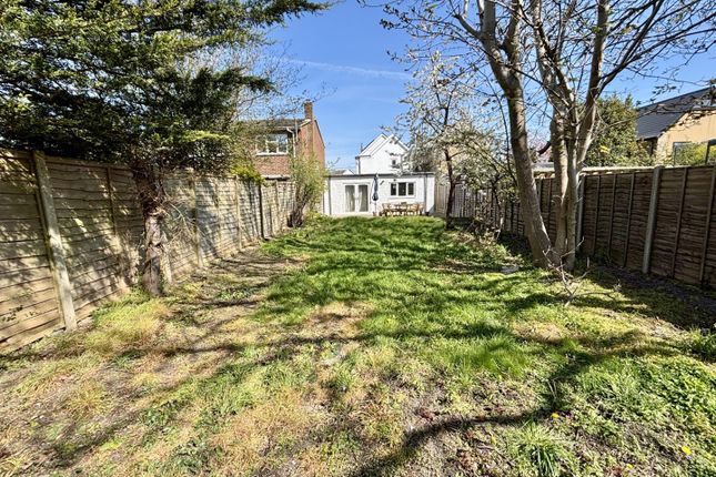 28, Mount Road, Rochester photo 2