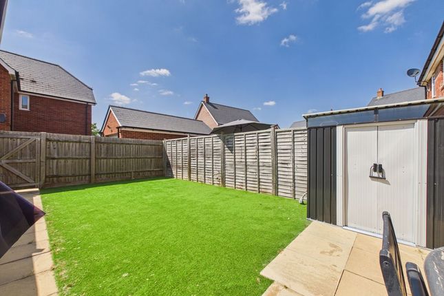 7, Neven Place, Gloucester photo 4