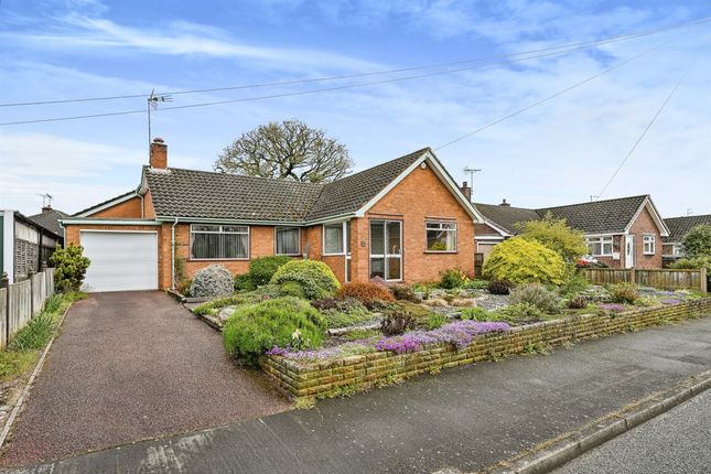 Thumbnail Detached bungalow for sale in Dearnsdale Close, Stafford
