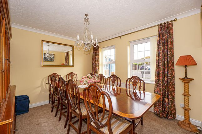 12, Whittlewood Close, St. Leonards-On-Sea photo 4