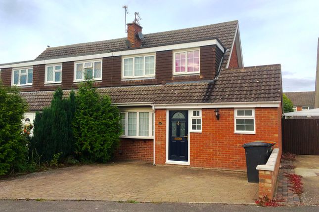 Thumbnail Semi-detached house to rent in Weatherby, Dunstable