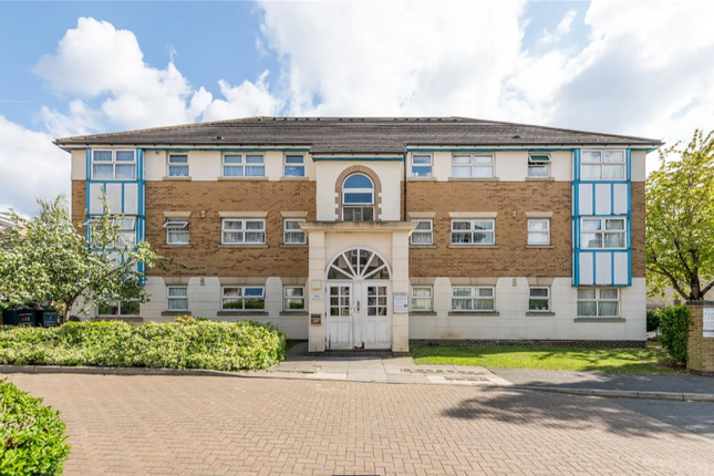 2-bed flat on 33, Adeliza Close, Barking, £248,000