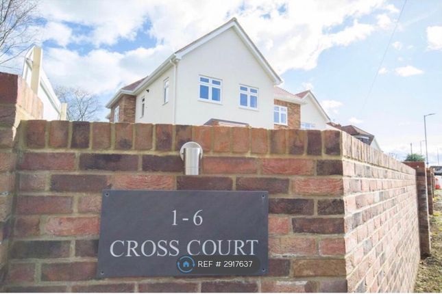 Cross Court, Chelmsford Road, Shenfield, Brentwood photo 3