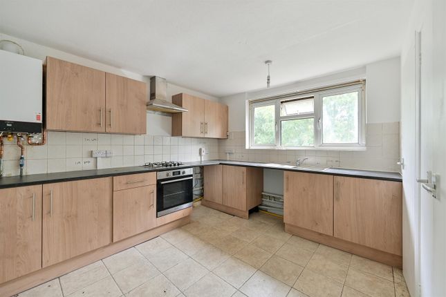 59, Corwen Road, Reading photo 2