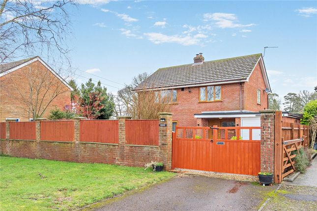 4-bed house on Kincain,, Copnor Close, Newbury, £625,000