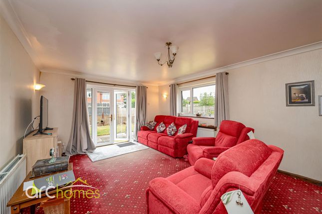 48 St. James Street, Bolton photo 2