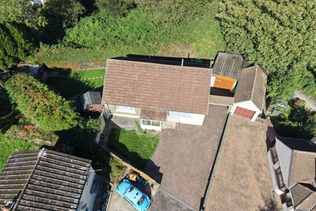 2-bed detached on 5 Mount Earl Close, Bridgend, £340,000