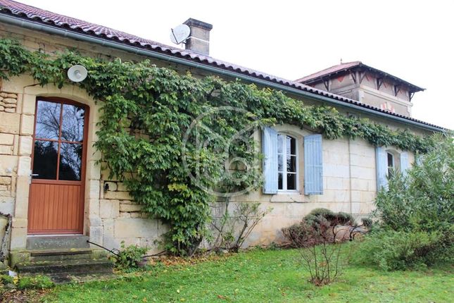 Property for sale in Saintes, 17240, France, Poitou-Charentes, Saintes, 17240, France