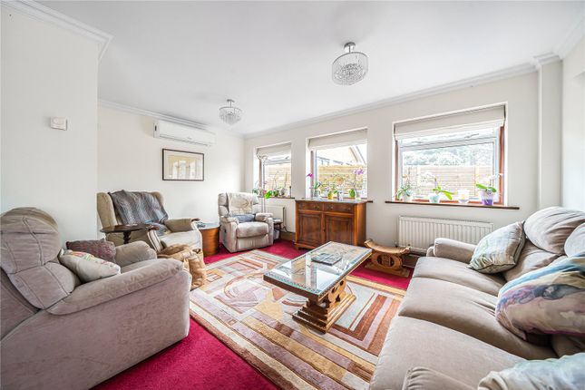 6, The Paddocks, Guildford photo 2