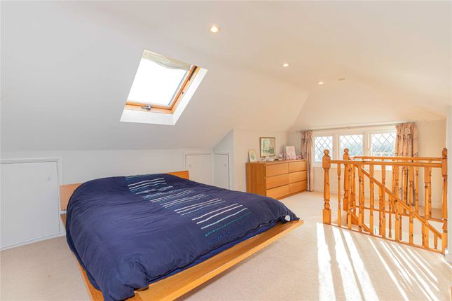 Bungalow for sale in Lyon Road, Crowthorne, Berkshire