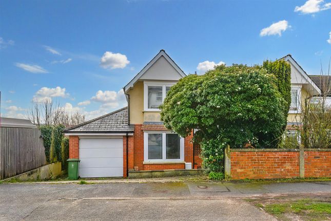 Thumbnail Detached house for sale in Pleydell Road, Swindon