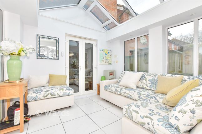 41, Manor Farm Close, Lympne photo 4