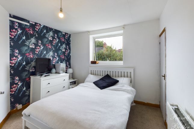 End terrace house for sale in Banbury Road, Brackley