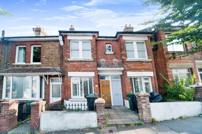 Thumbnail Flat for sale in Coombe Road, Brighton, East Sussex