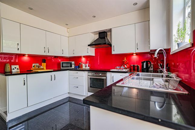 12, Austins Place, Hemel Hempstead photo 3
