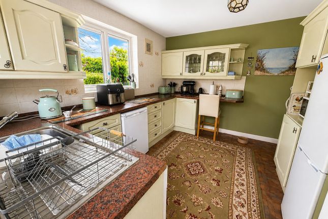 7, Bushy Croft, Bexhill on Sea photo 3