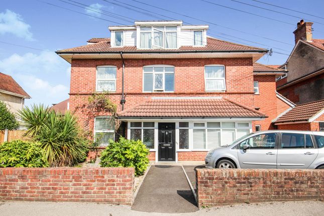 2-bed house on TFF, 6 Queens Park Gardens, Bournemouth, £1,295/mo