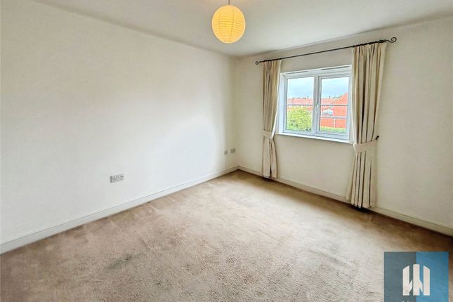 15, Water Royd Apartments,, Mirfield photo 4