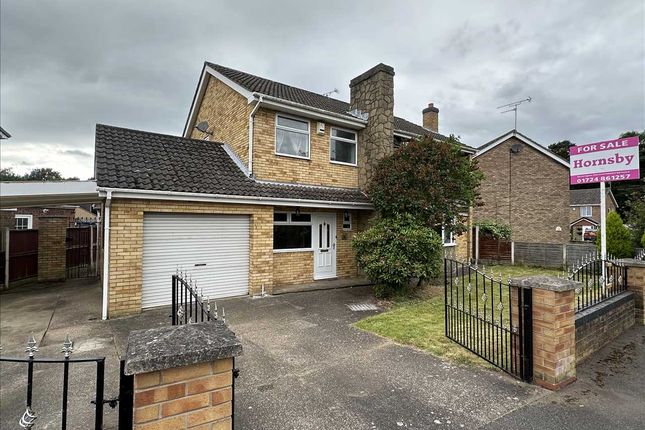 Thumbnail Detached house for sale in Weymouth Crescent, Scunthorpe